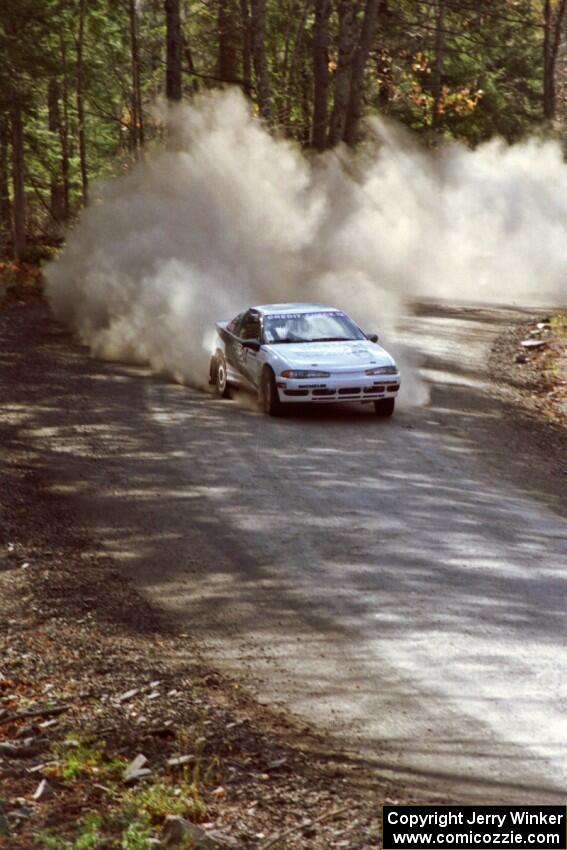 Bryan Pepp / Dean Rushford drift their Eagle Talon through one of the final corners of SS2.