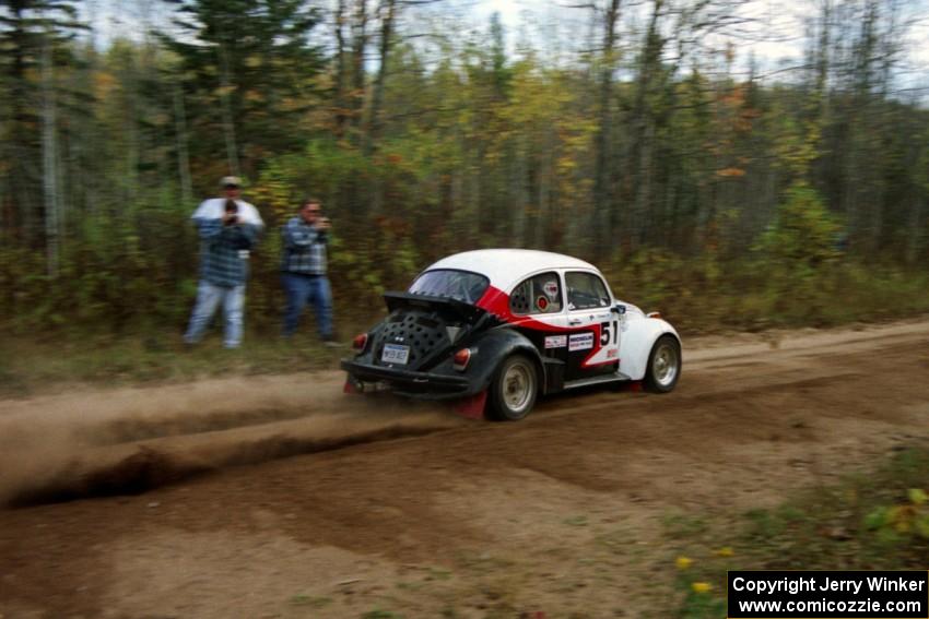 Mike Villemure / Reny Villemure drift their VW Beetle out of the first corner of Menge Creek I.