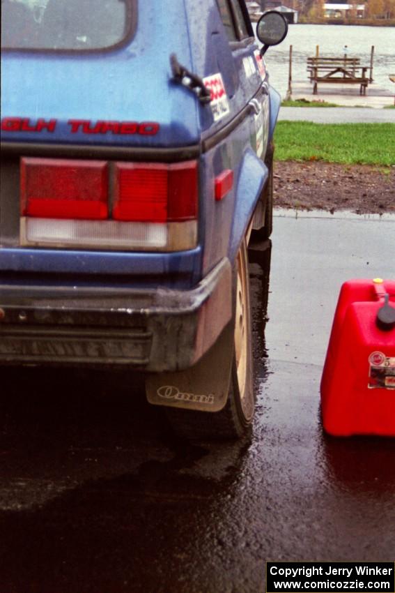 The Mark Utecht / Paul Schwerin Dodge Omni GLH-Turbo went off-road and wound up with the alignment tweaked.(3)