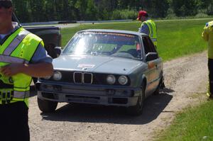 North Loop Motorsports BMW 325 lost a wheel in the carousel