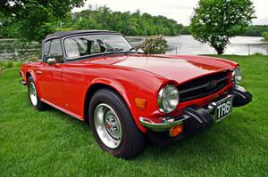 Triumph TR-6