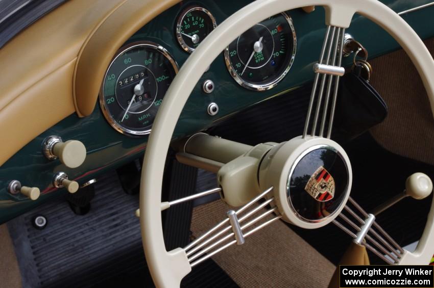 Porsche Speedster cockpit