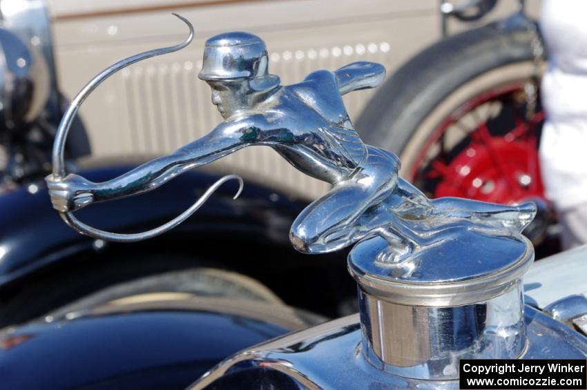 Pierce-Arrow hood ornament