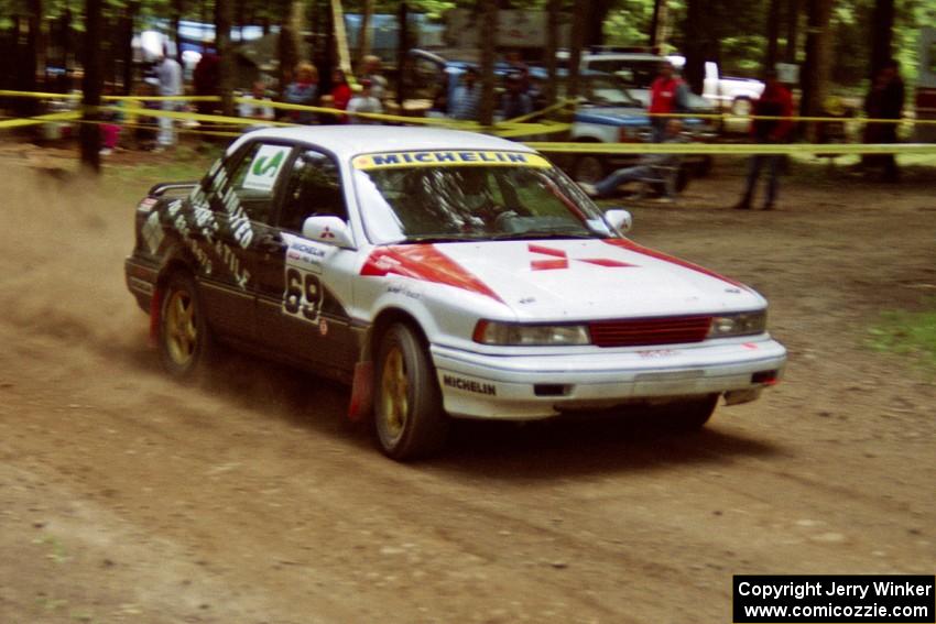 Arthur Wojcik / Maciej Salamon Mitsubishi Galant VR-4 on SS2, Asaph Run.