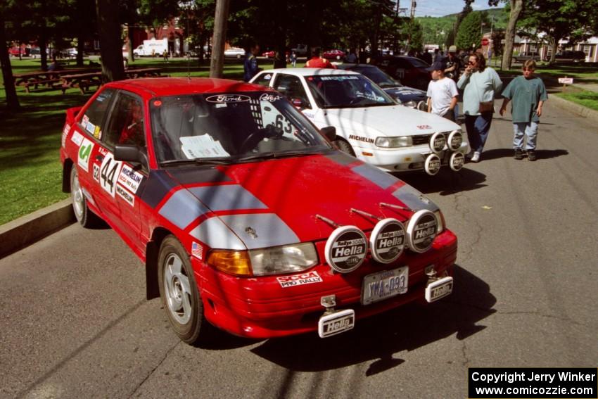 Ken Kovach / Mark Rinkel Ford Escort GT at the green during the midday break