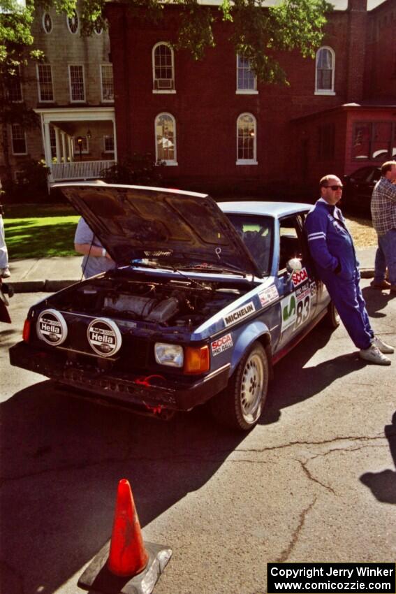 Mark Utecht / Paul Schwerin Dodge Omni GLH-Turbo at the green during the midday break