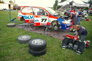 Alfredo DeDominicis / Massimo Daddovei Mitsubishi Lancer Evo VII at Akeley service (3).
