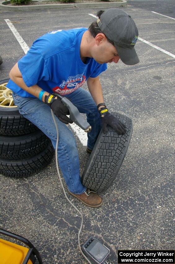 What do you do when you're Evo IV is at home? "Sipe Matthew Johnson's tires", says Dennis Martin.