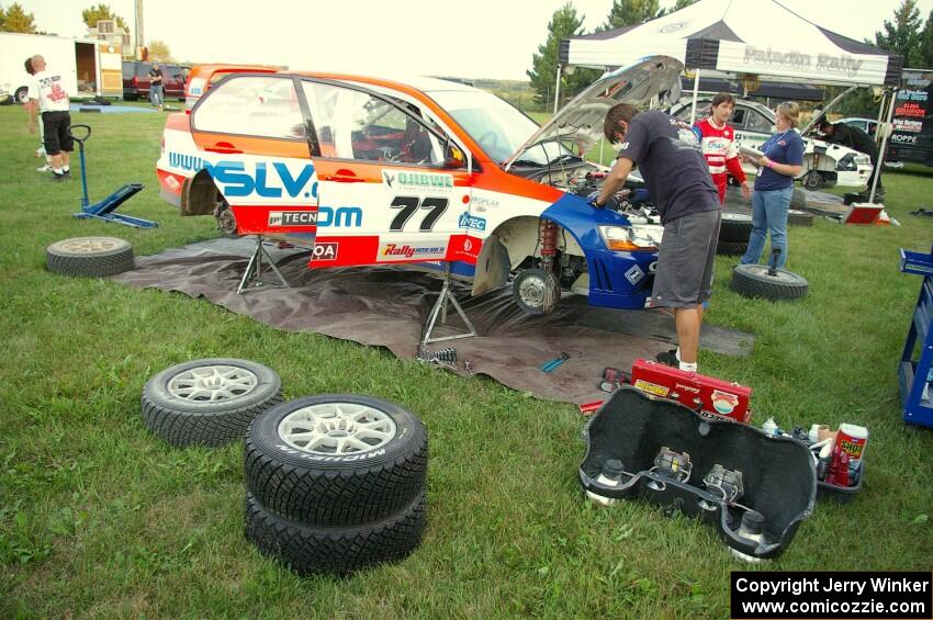 Alfredo DeDominicis / Massimo Daddovei Mitsubishi Lancer Evo VII at Akeley service (1).